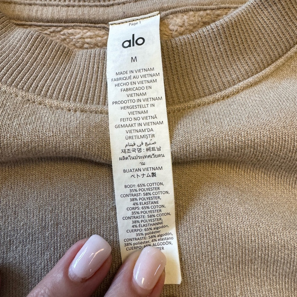 ALO Yoga Accolade Crew Neck Pullover in Gravel Size Medium - Picture 2 of 2